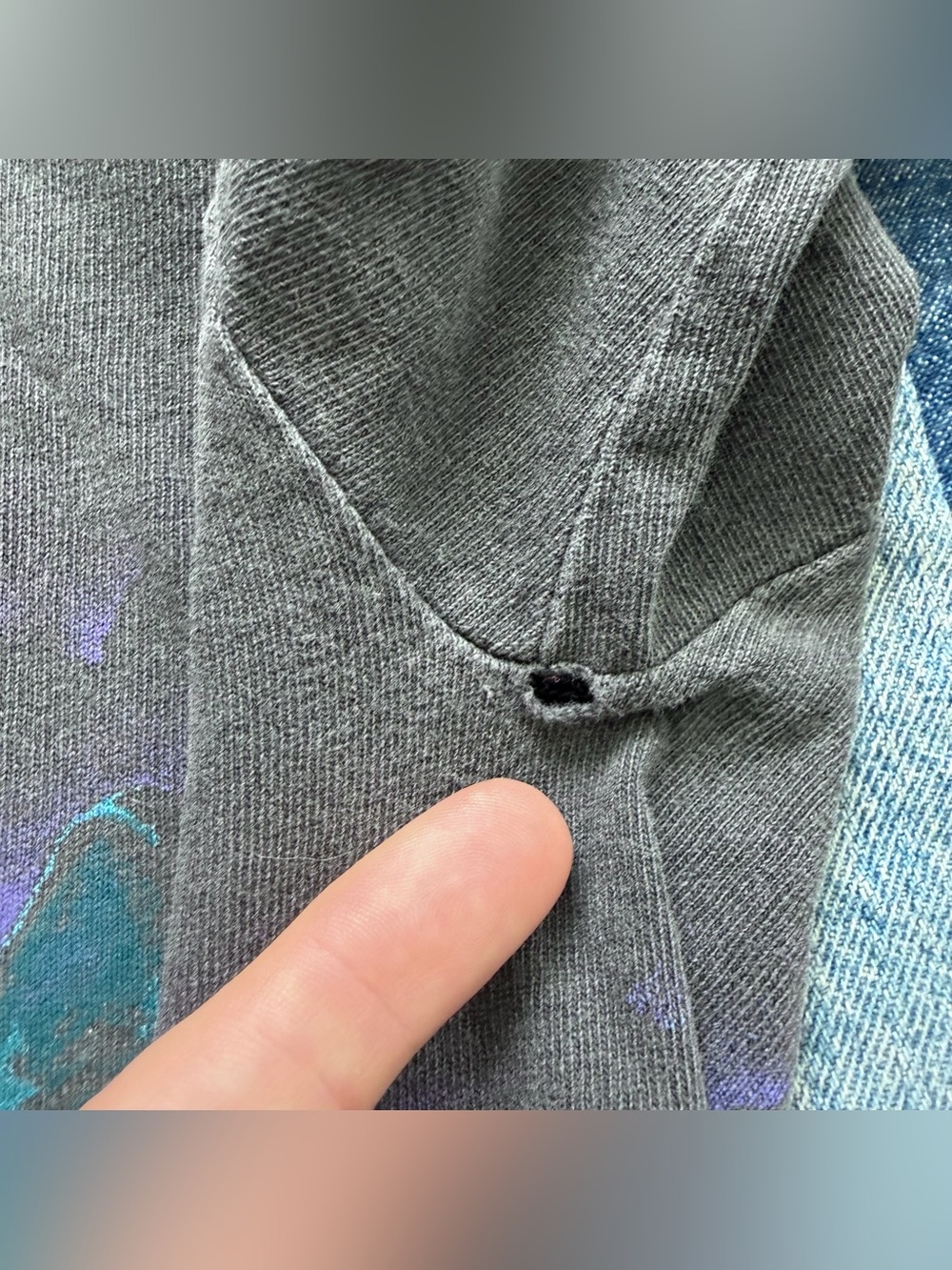 grey shirt